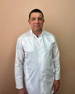 Заведующий, врач детский хирург Горяинов Геннадий Владимирович